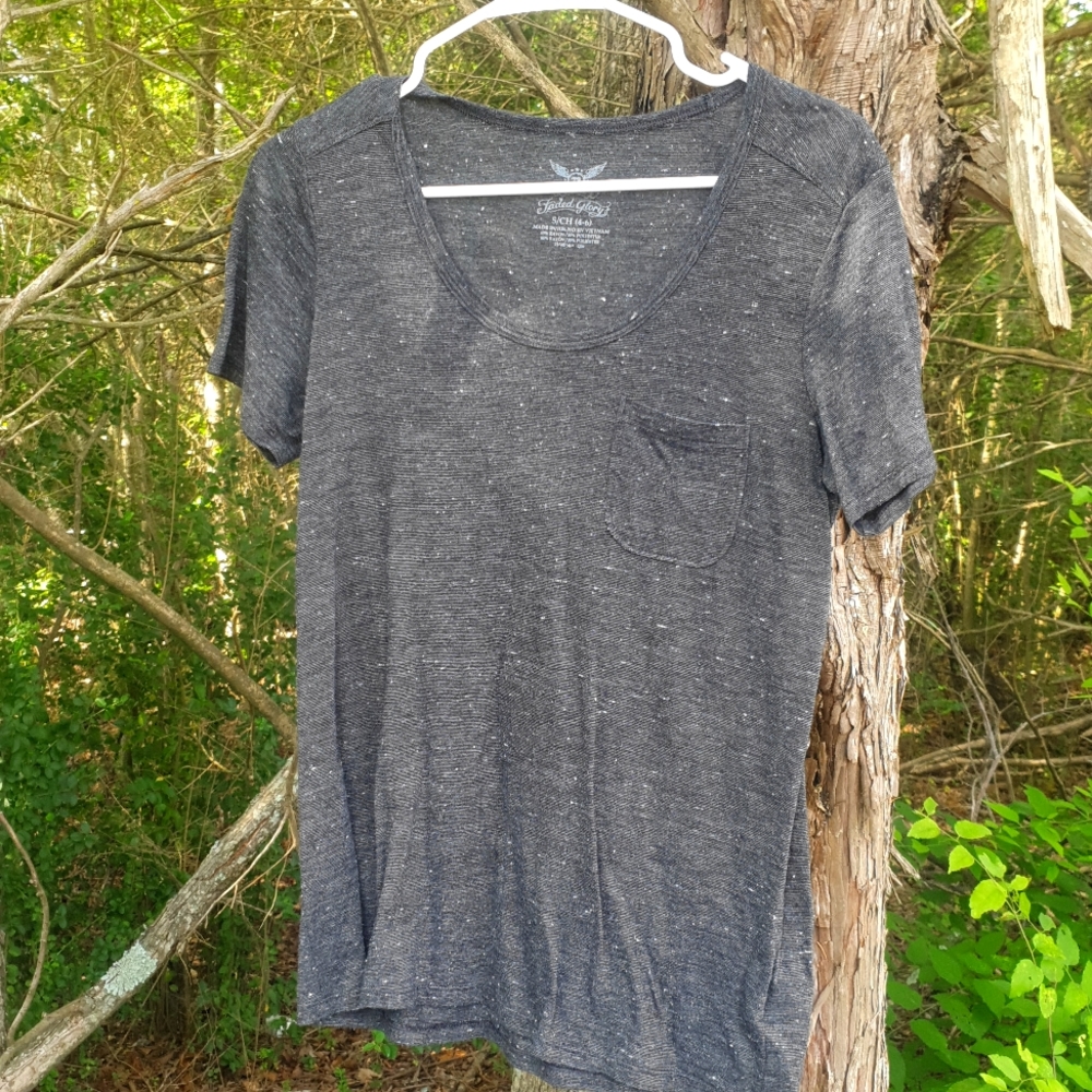 Small Gray Women's Shirt w/ Pocket
